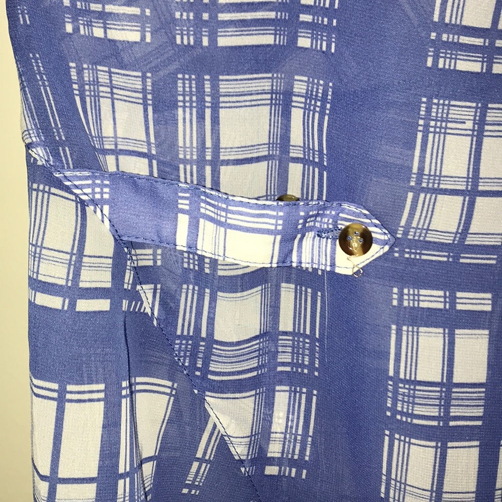 Button Down Tank - Picture 5 of 5